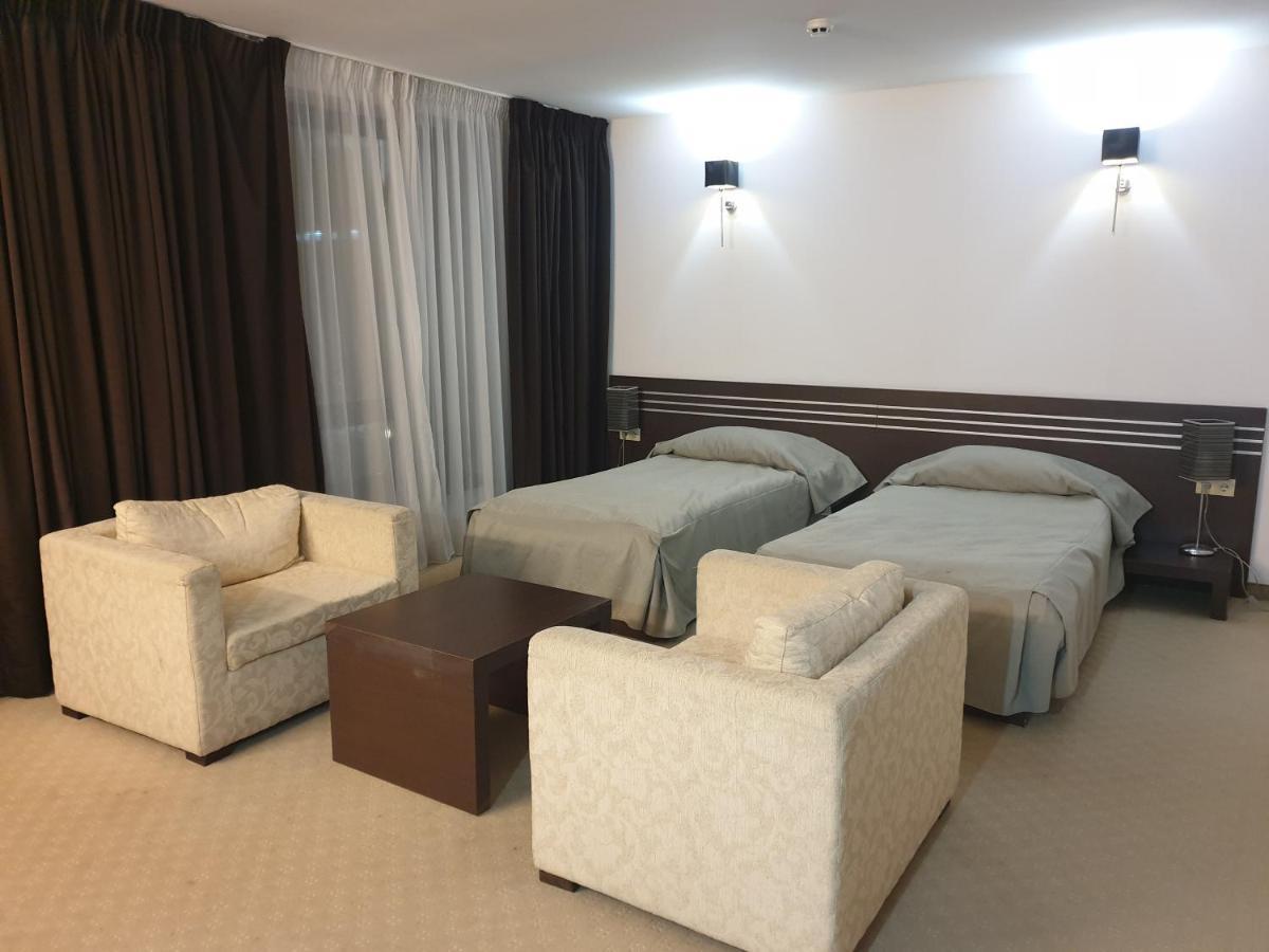 Hotel Presidivm Palace لوفتش المظهر الخارجي الصورة
