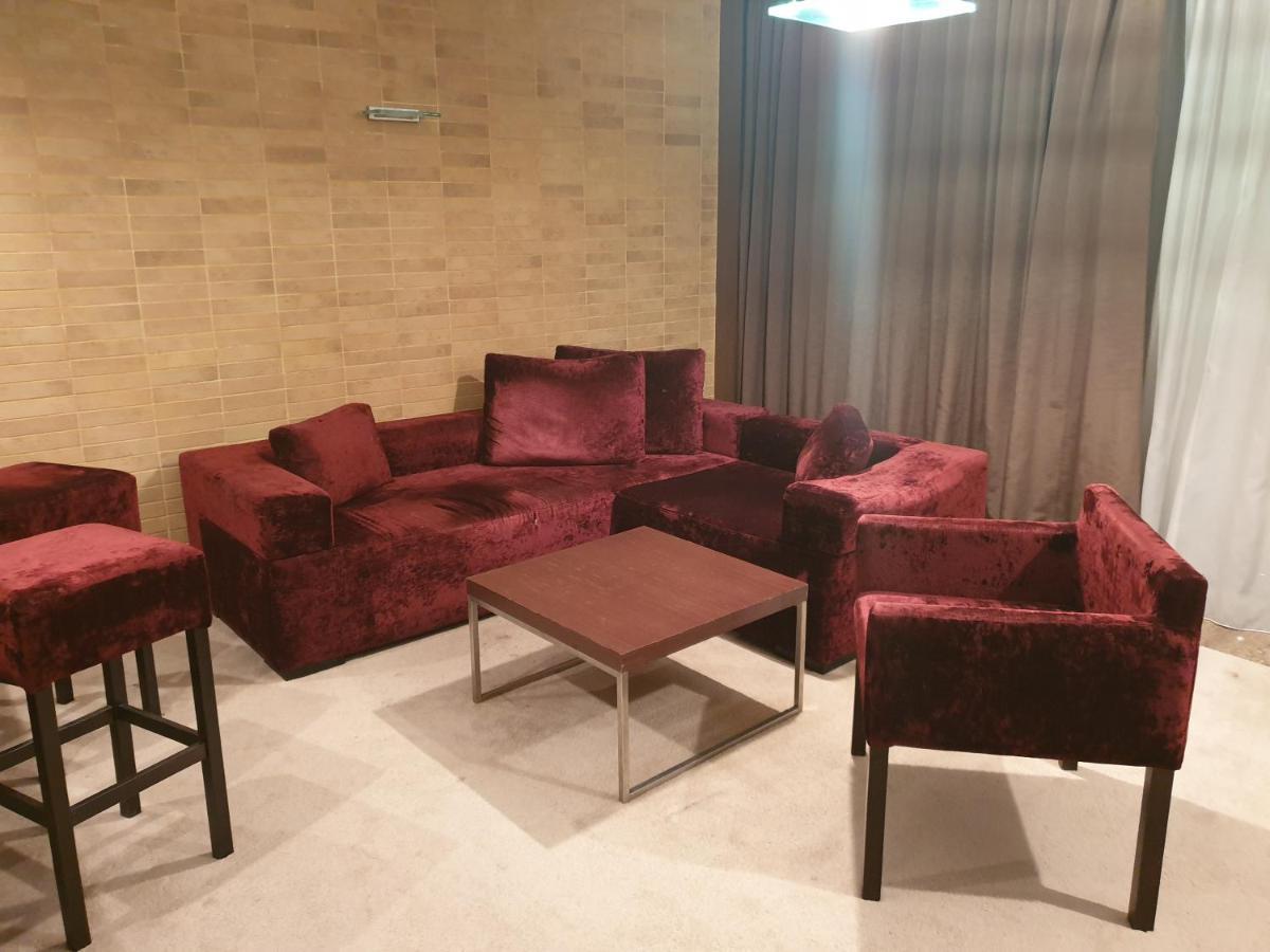 Hotel Presidivm Palace لوفتش المظهر الخارجي الصورة